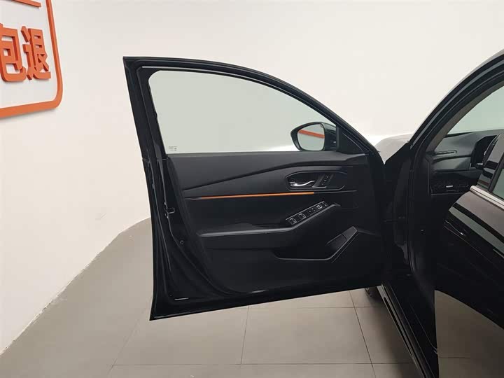 Фото 8 - Honda Accord