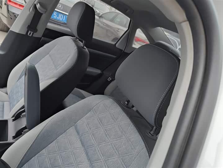 Фото 9 - Volkswagen Lavida