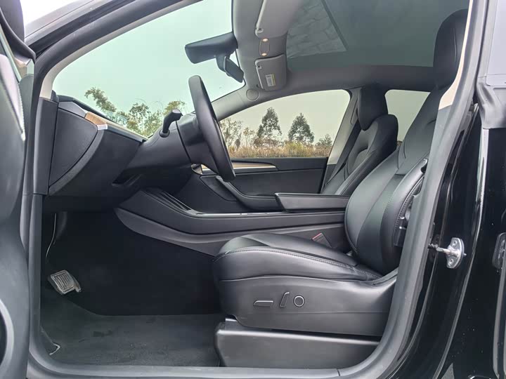 Фото 7 - Tesla Model Y