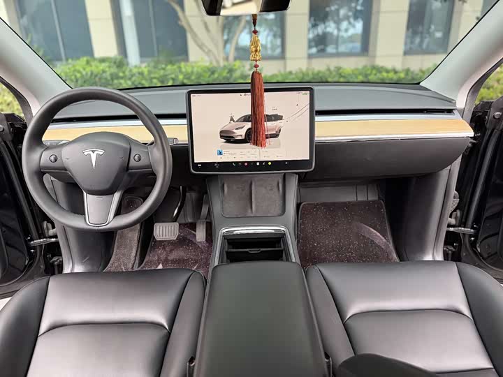 Фото 7 - Tesla Model Y