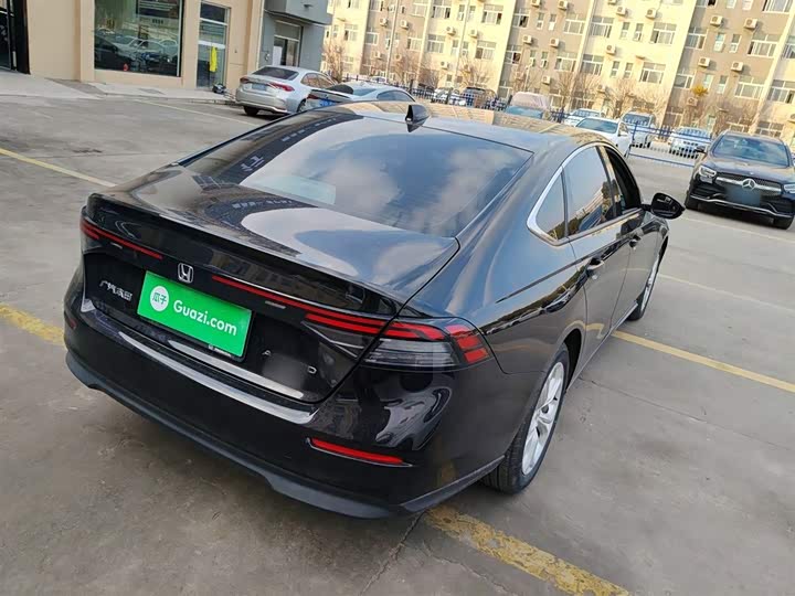 Фото 7 - Honda Accord