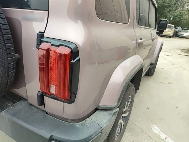 Фото 8 - Tank 300