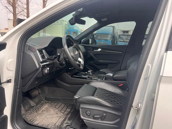 Фото 7 - Audi Q5L Sportback