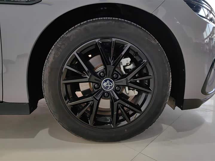 Фото 6 - BYD Han