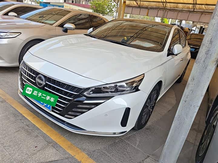 Фото 1 - Nissan Teana