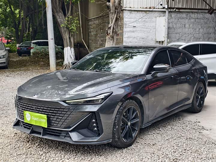 Фото 1 - Changan UNI-V