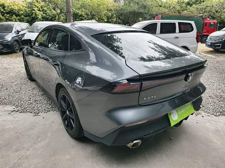 Фото 5 - Changan UNI-V