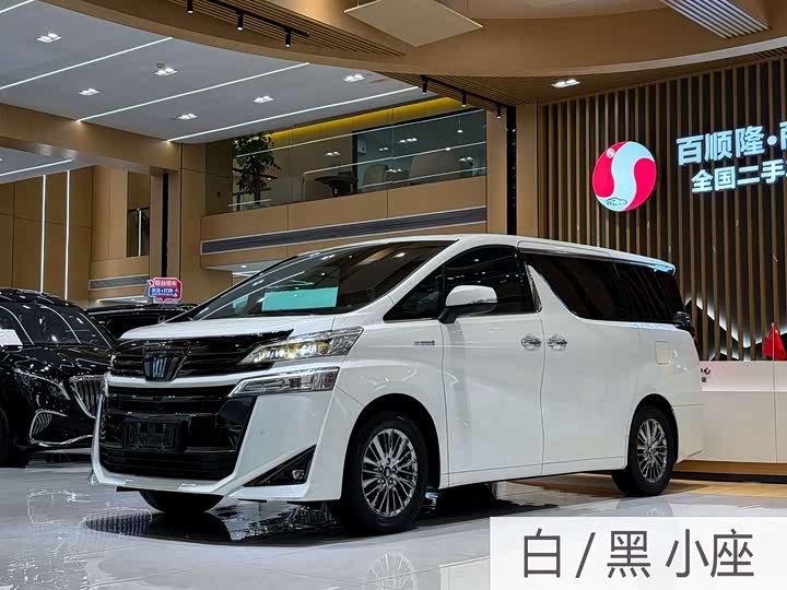 Фото 1 - Toyota Vellfire