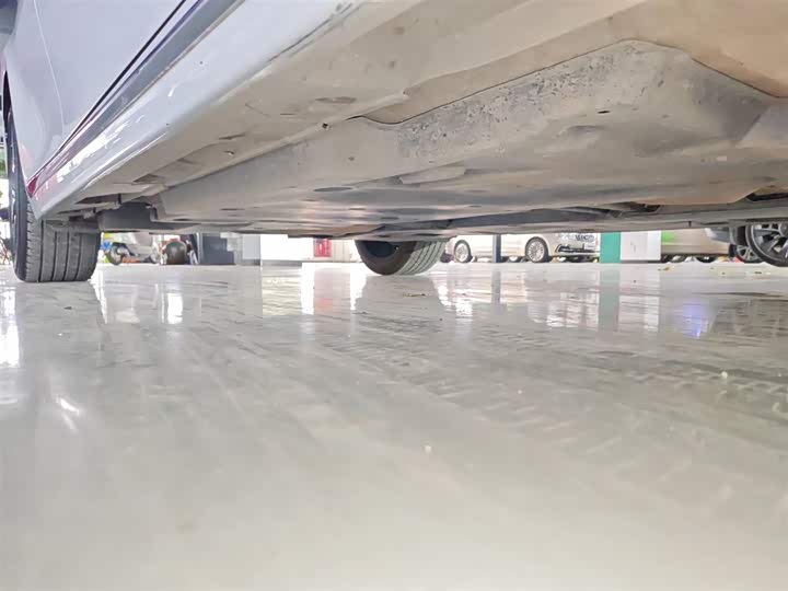 Фото 2 - Toyota Camry