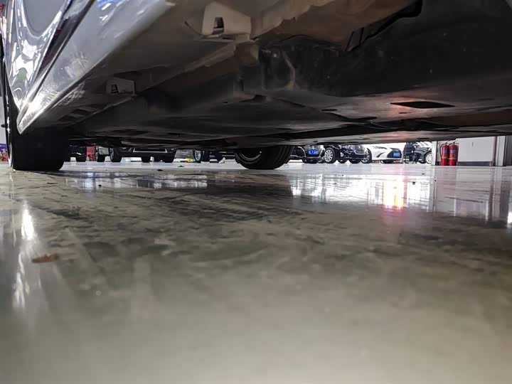 Фото 6 - Toyota Camry