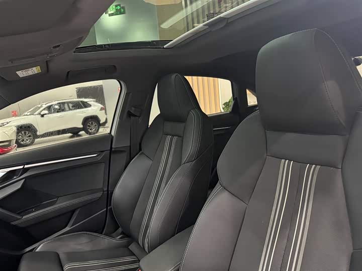 Фото 7 - Audi A3