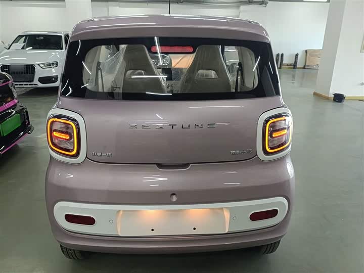 Фото 6 - Bestune Pony