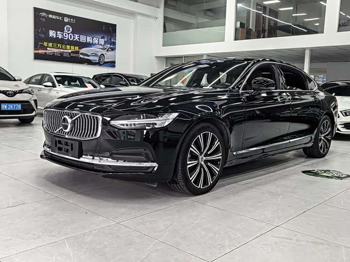 Фото 4 - Volvo S90