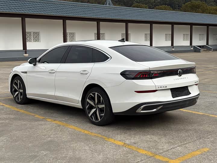 Фото 4 - Volkswagen Lamando L