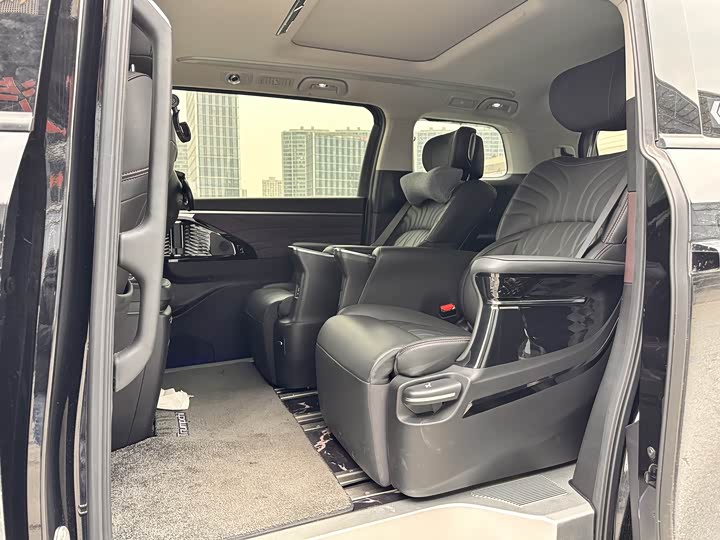 Фото 9 - GAC Trumpchi M8