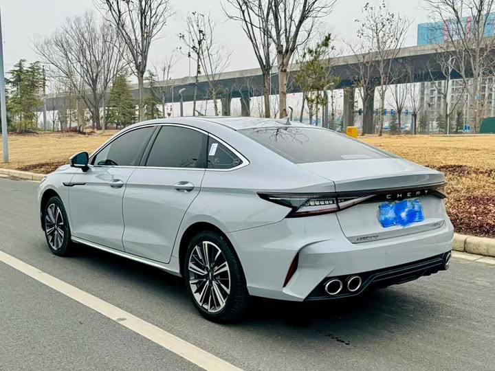 Фото 8 - Chery Arrizo 8