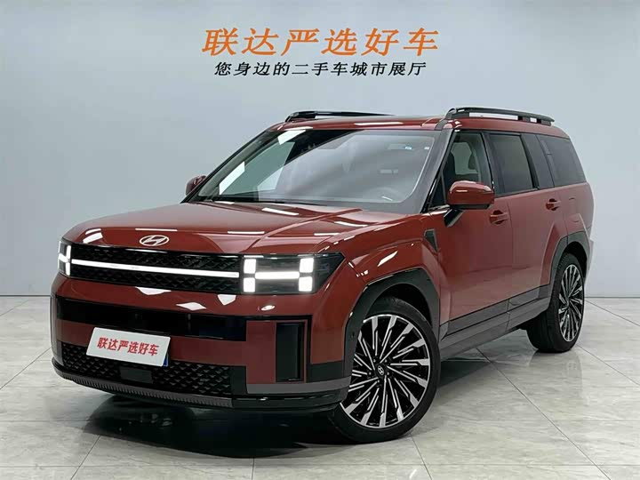 Фото 1 - Hyundai Santa Fe