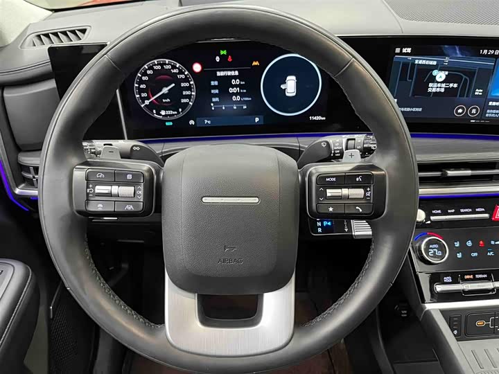 Фото 3 - Hyundai Santa Fe