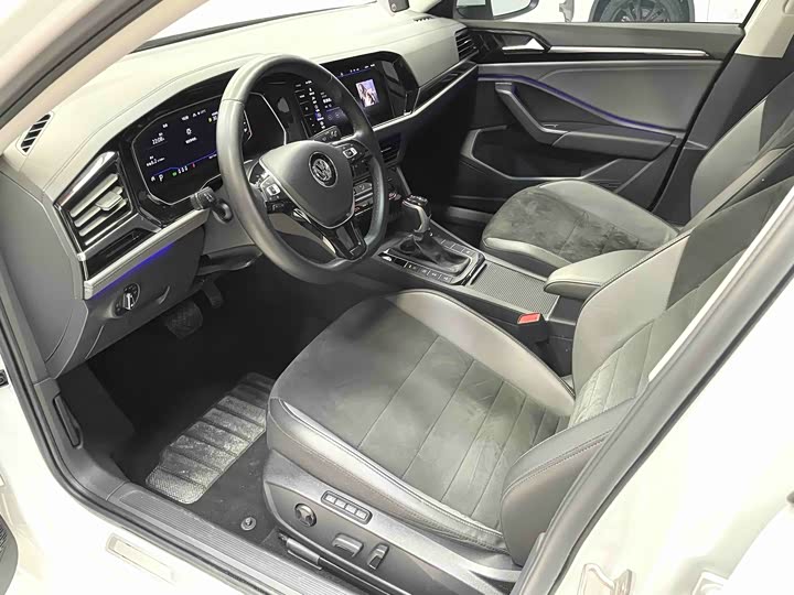 Фото 5 - Volkswagen Sagitar L