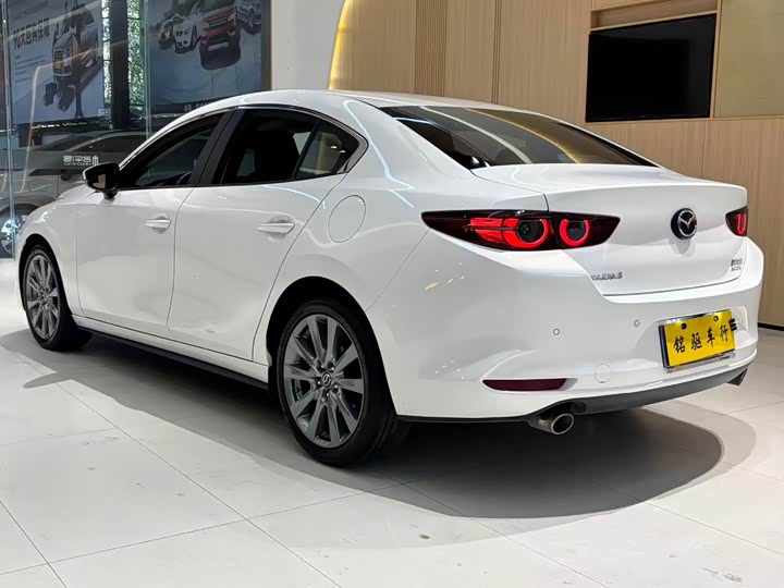 Фото 5 - Mazda 3 (Axela)