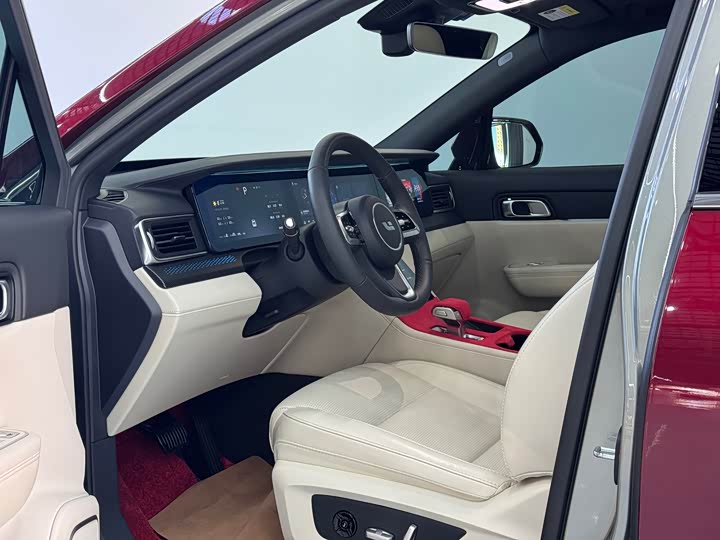 Фото 4 - LiXiang One