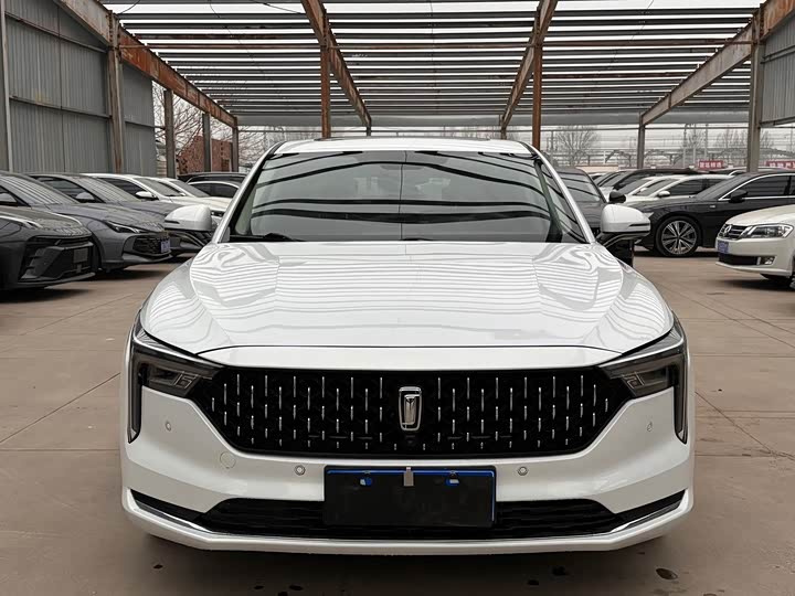 Фото 2 - Bestune B70