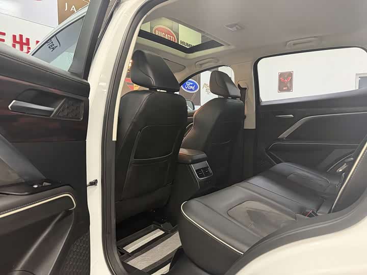 Фото 8 - Haval H6