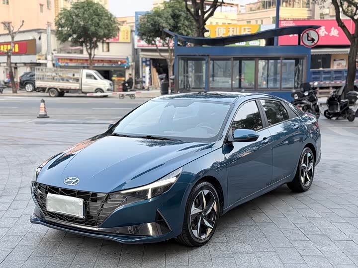 Фото 1 - Hyundai Elantra N line