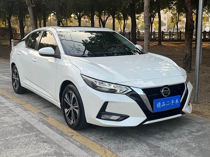 Фото 3 - Nissan Sylphy