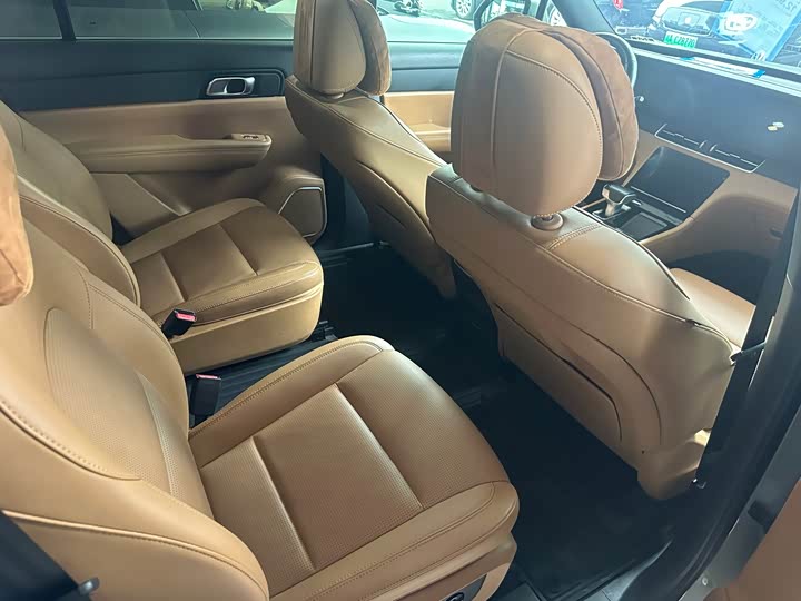 Фото 6 - LiXiang One