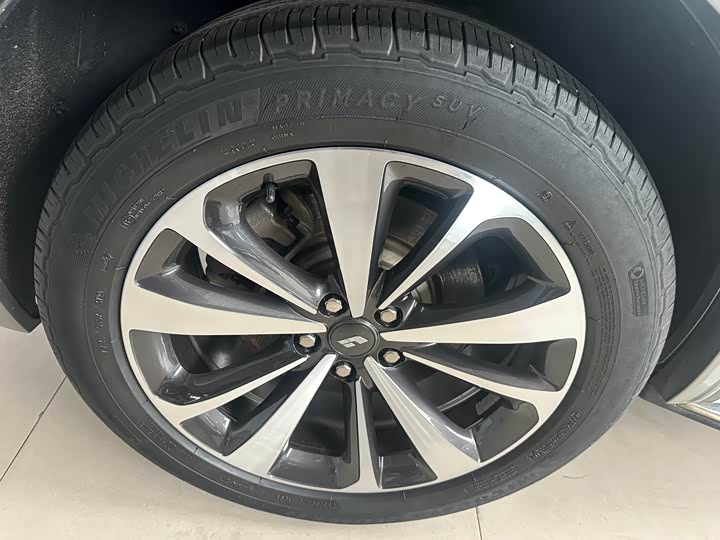 Фото 9 - LiXiang One