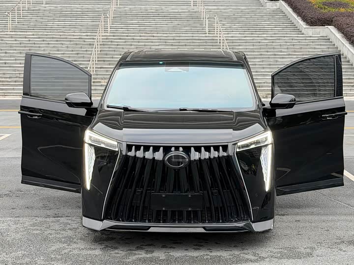 Фото 7 - GAC Trumpchi M8