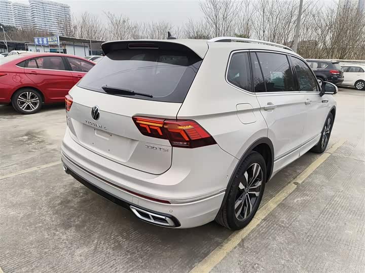 Фото 7 - Volkswagen Tiguan L Pro