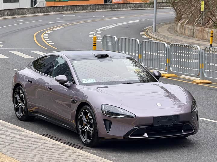 Фото 2 - Xiaomi SU7