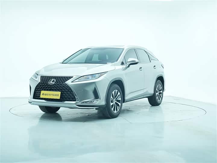 Фото 2 - Lexus RX