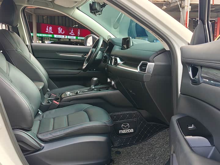 Фото 7 - Mazda CX-5