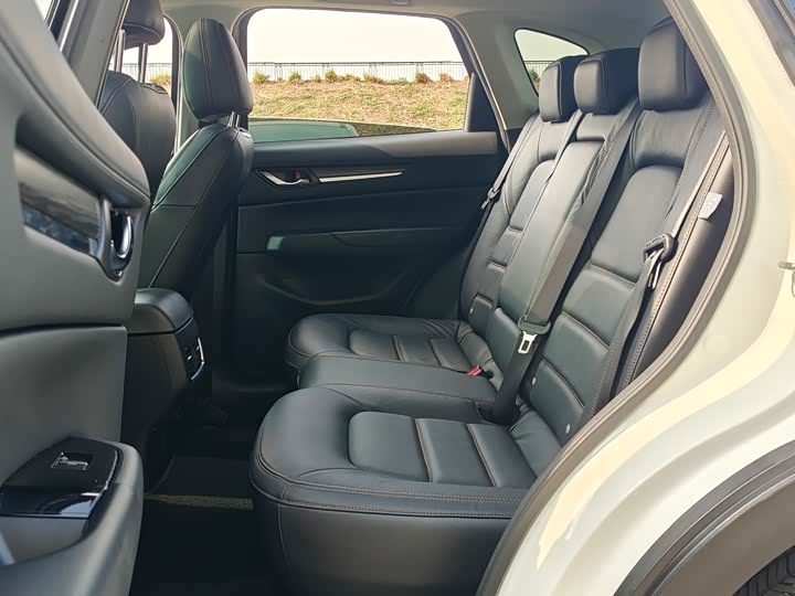 Фото 9 - Mazda CX-5