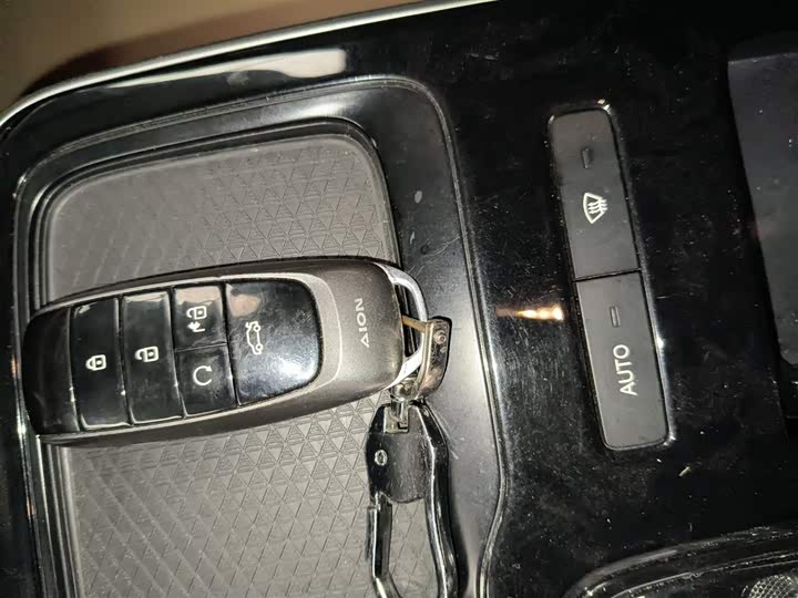 Фото 9 - GAC Aion S