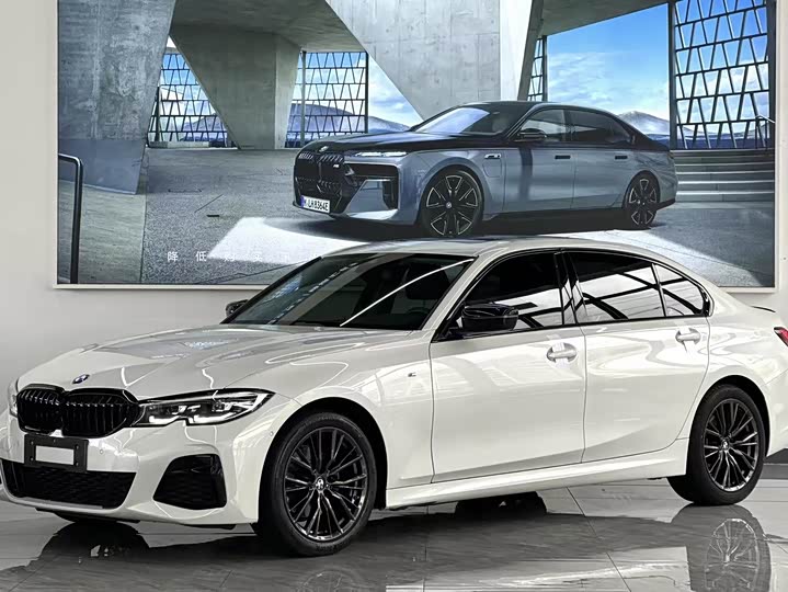 Фото 1 - BMW 3 Series