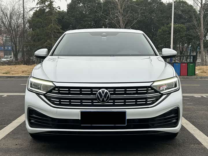 Фото 2 - Volkswagen Sagitar L