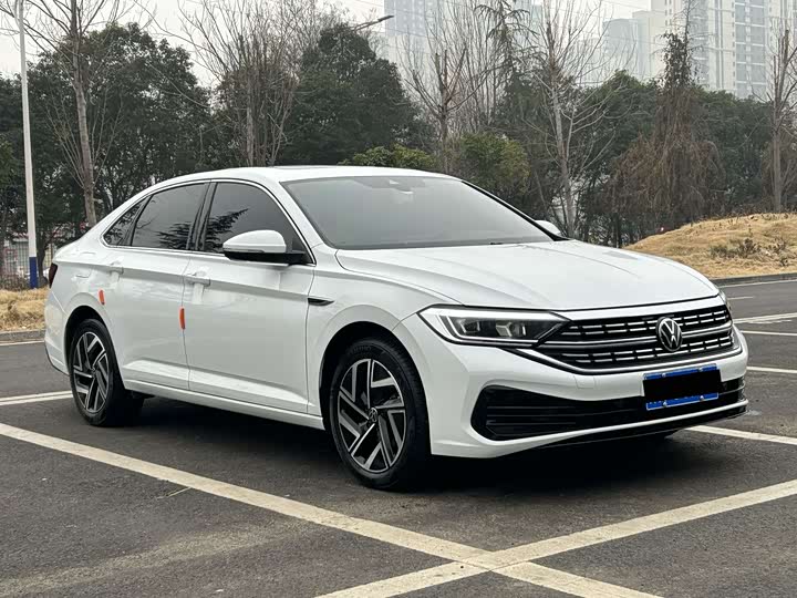 Фото 3 - Volkswagen Sagitar L