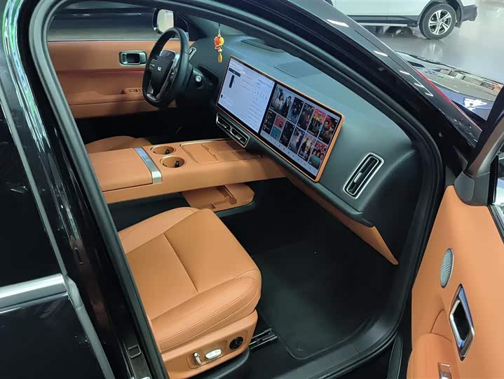 Фото 8 - LiXiang L6