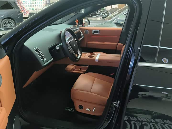 Фото 9 - LiXiang L6