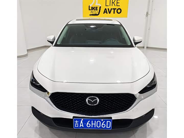 Фото 6 - Mazda CX-30