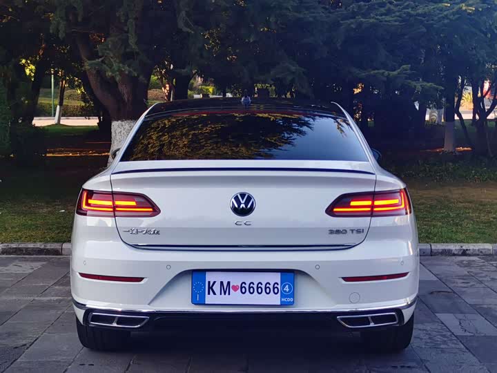 Фото 9 - Volkswagen CC