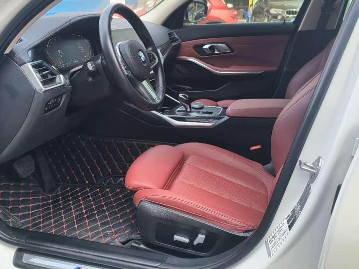 Фото 9 - BMW 3 Series