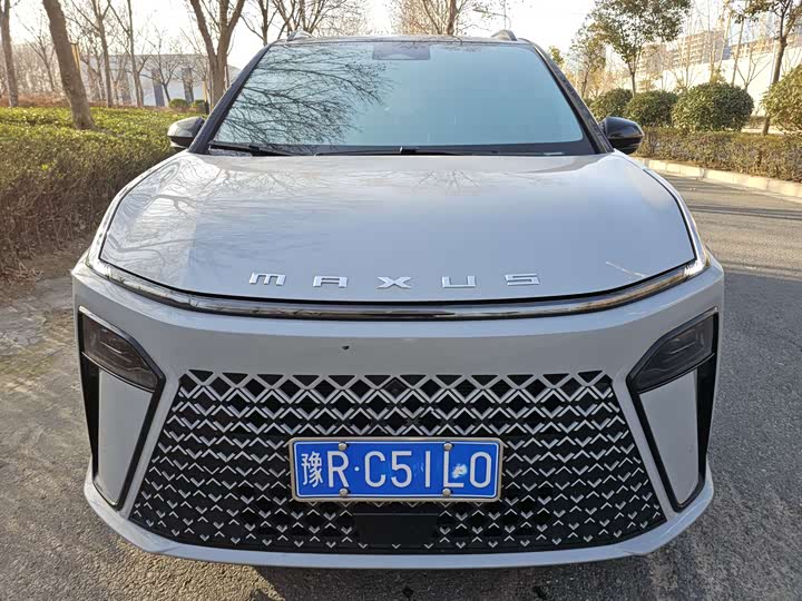 Фото 2 - Maxus G70