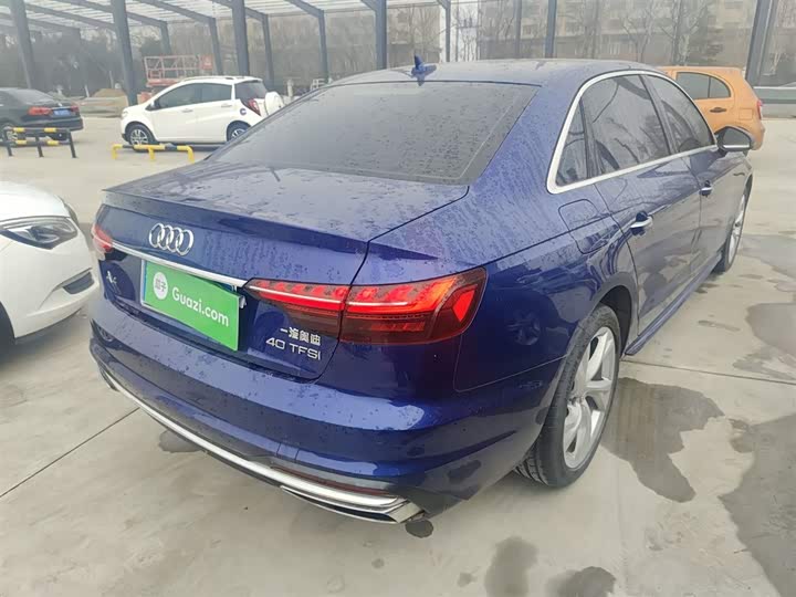 Фото 7 - Audi A4L