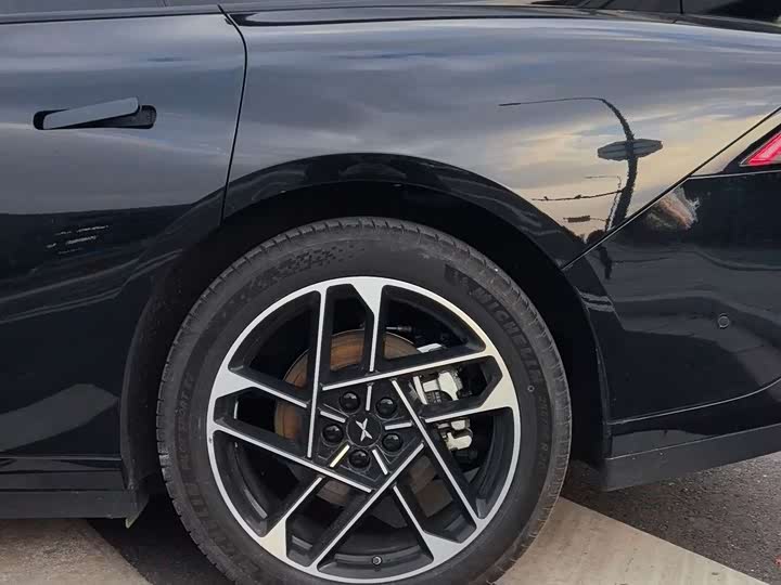 Фото 7 - XPeng F57