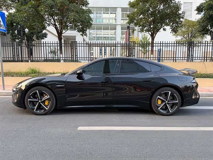 Фото 3 - Xiaomi SU7